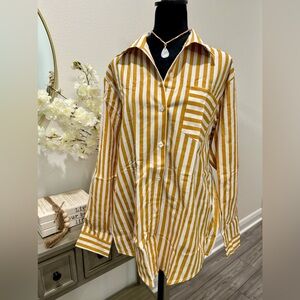 New w/tag long sleeve ! Stripe
